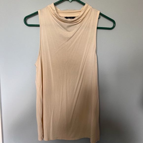 RW& CO 2- Pack mock neck tank tops - Picture 1 of 7